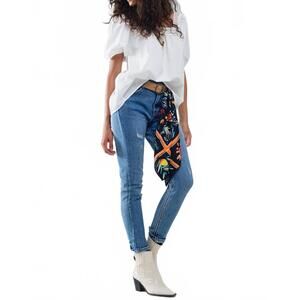 NEW Q2 peasant blouse in white